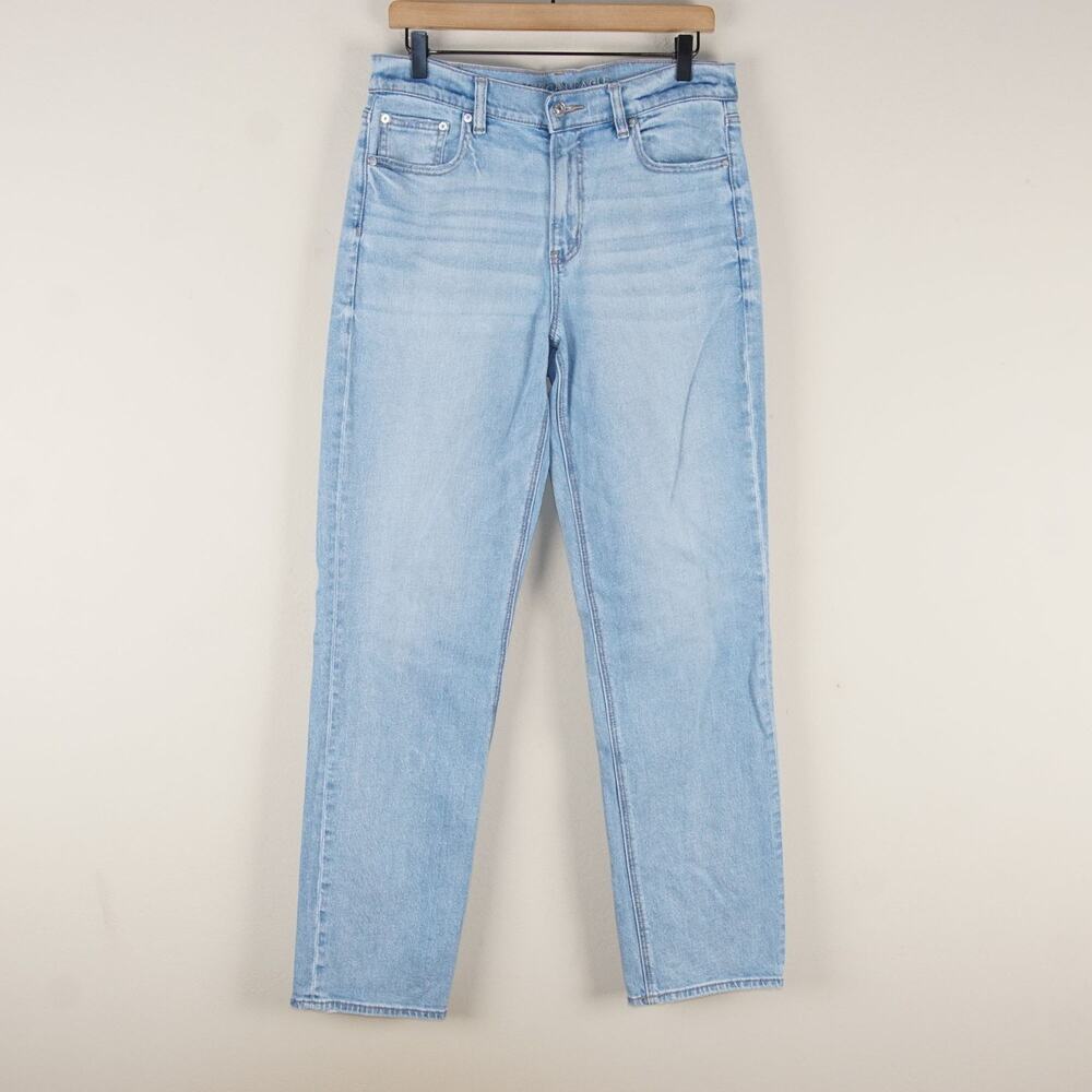 American Eagle Stretch Super High Rise Straight Light Wash Blue Jeans 10 long
